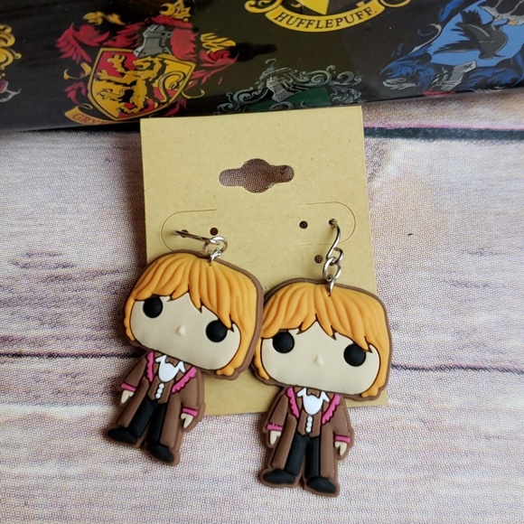 New Ron Weasley Harry Potter Dangle Earrings - Picture 1 of 5